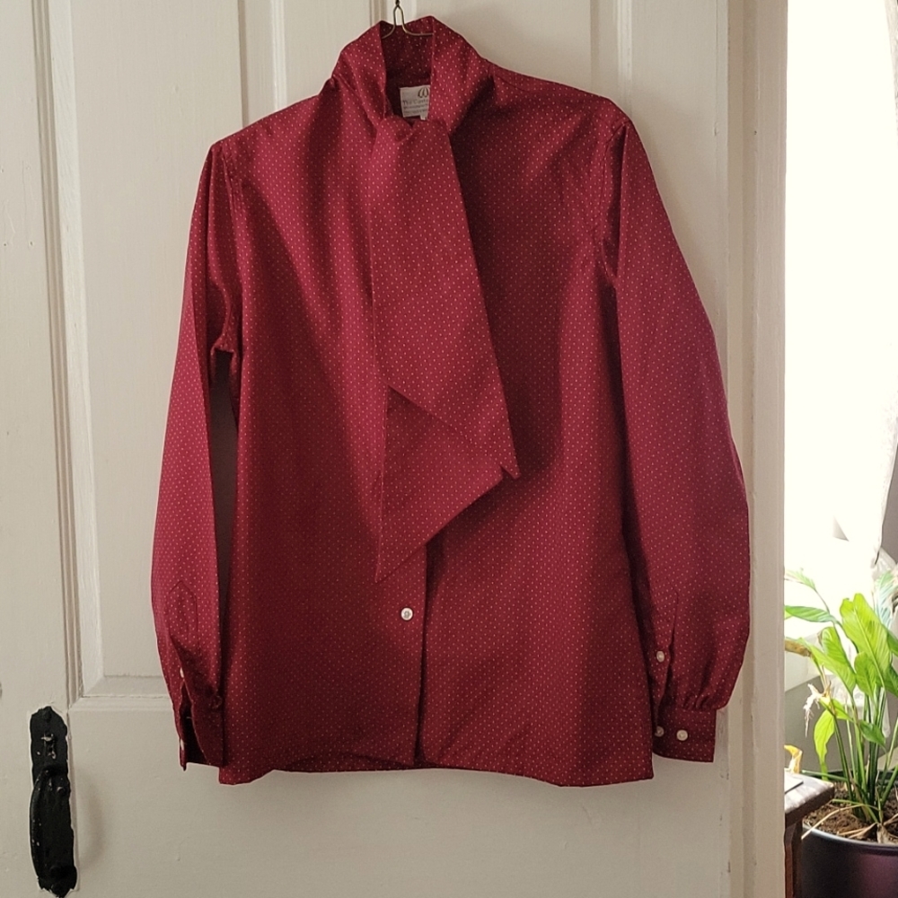 Vintage Blouse with Neck Tie - Red with cream dots - Size 8